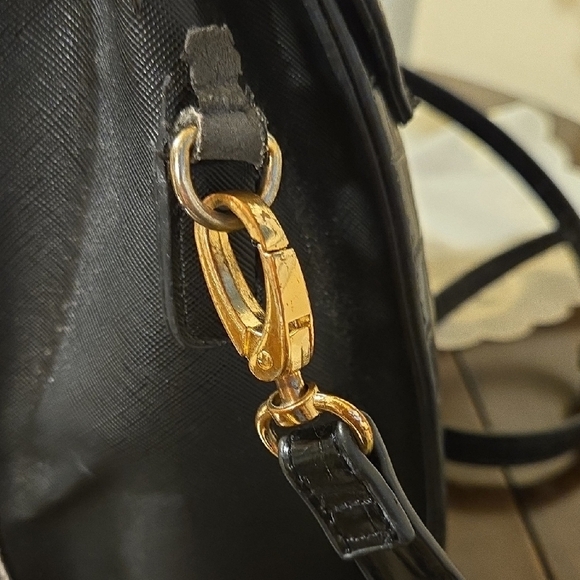 Vintage Dune London Black Croc-Embossed Satchel with Gold Accents - Picture 5 of 8